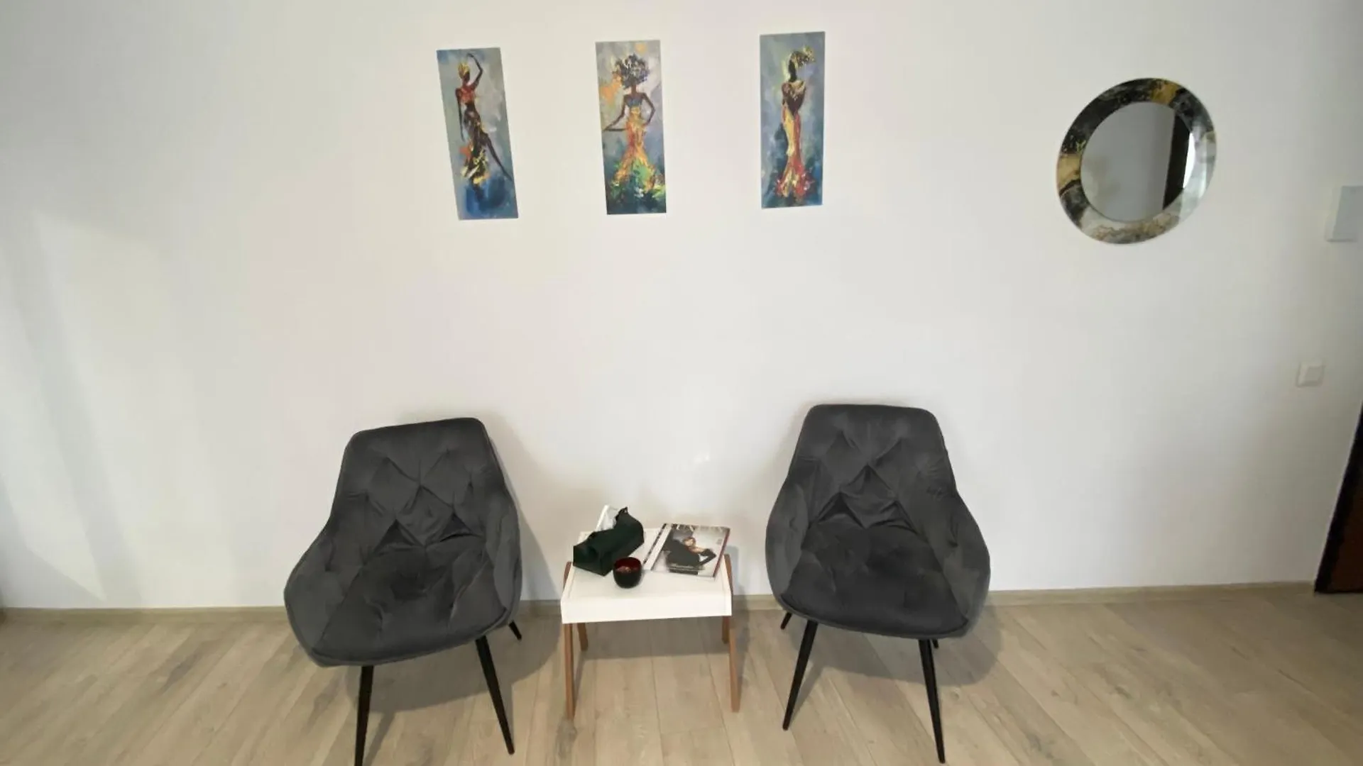La Vie Est Belle Apartment Bucharest